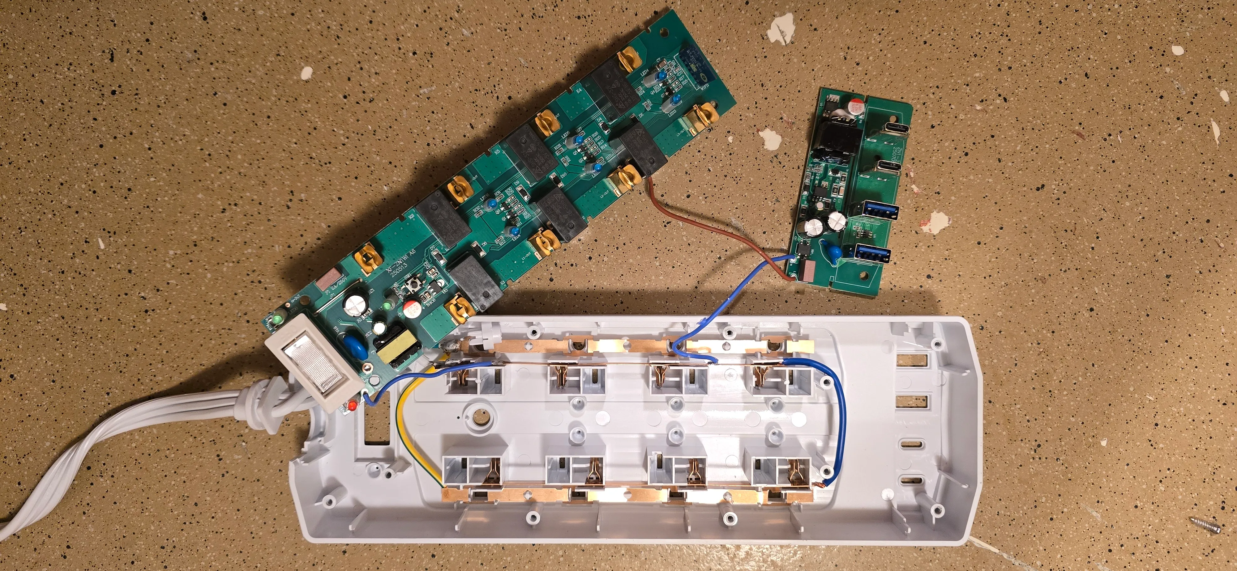 Main and USB Boards Extracted